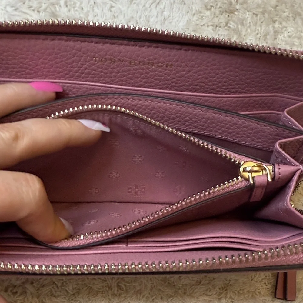 Tory Burch Mauve Thea Multi-Gusset Zip Continental Leather Wallet